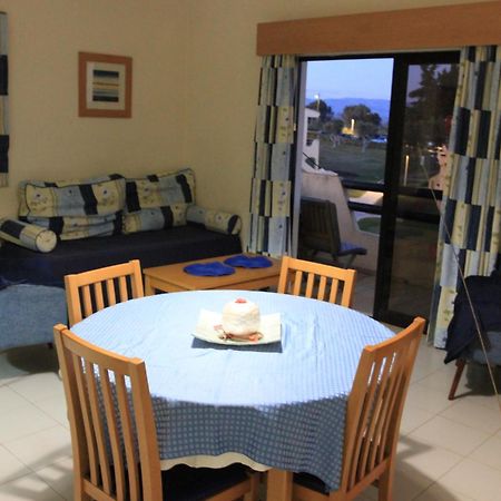 Apartamento T1 Quinta Nova - アルヴォル エクステリア 写真